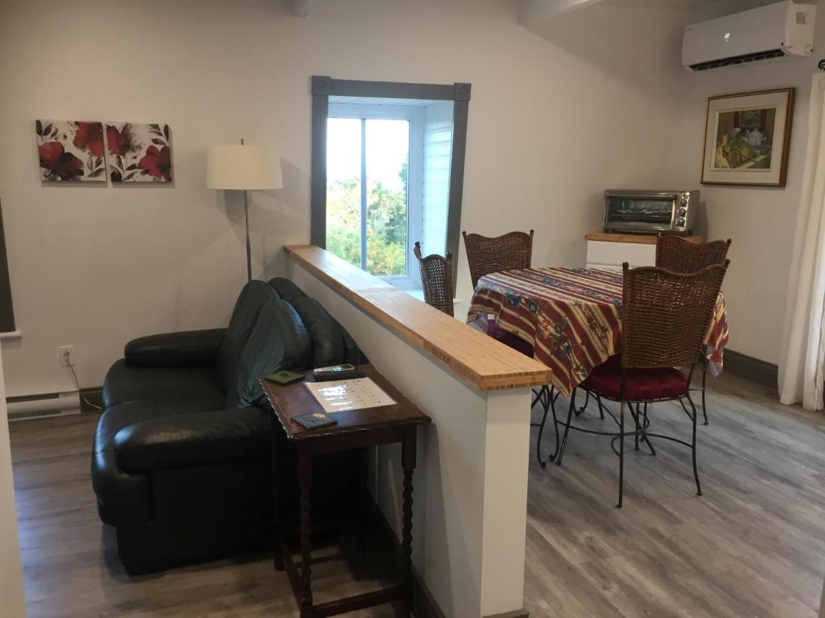 לה מלבאי Petite Plaisance Appartements מראה חיצוני תמונה